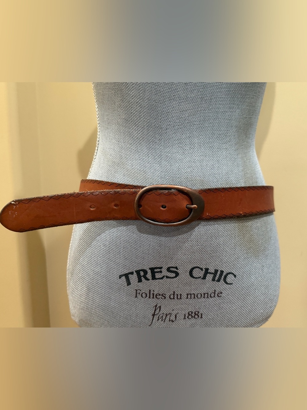 Fossil Leather Vintage Whipstitch Boho Belt W/Antique Bronze Buckle- Medium